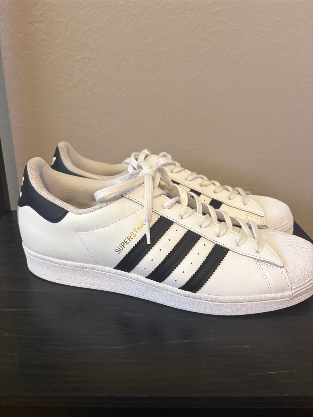 EUC adidas  Men’s Superstar White Sneakers with Black Stripes Size 12